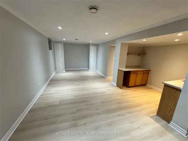 Newly Renovated 1-Bedroom Basement Apartment in Newmarket