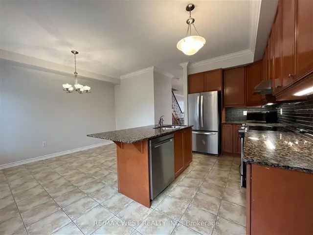 Townhouse For Sale in Mississauga, Ontario