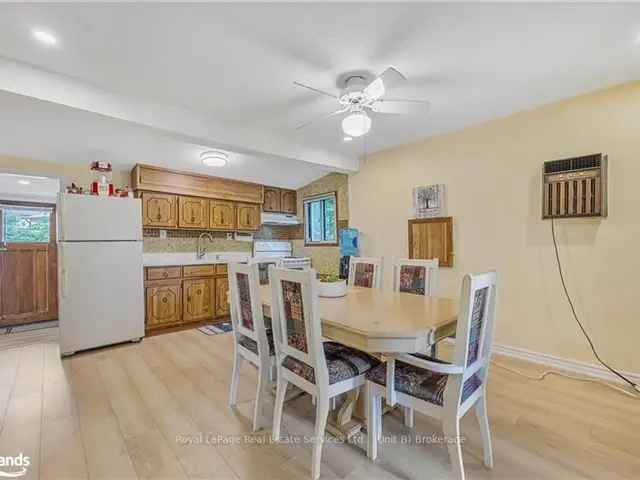 Wasaga Beach Short-Term Rental 3 Bedroom Home