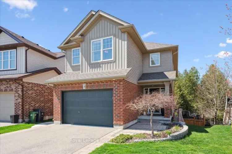 4+1 Bedroom Family Home with Legal Basement Apartment in Guelph's East End