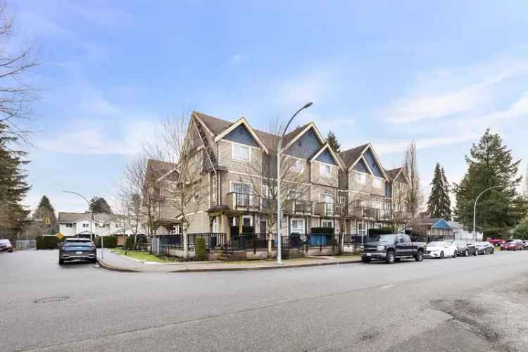 Modern 1 Bed + Flex Townhome in North Port Coquitlam