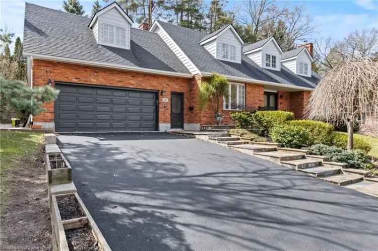 Luxury 4-Bedroom Home with Gourmet Kitchen and Landscaped Backyard