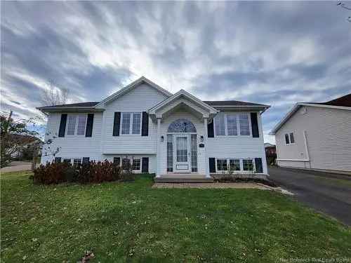 House For Sale In Moncton, New Brunswick