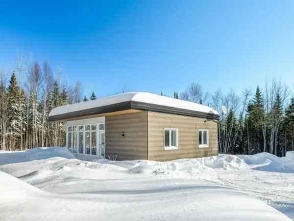 Chalet Chinook for Sale near Massif de Charlevoix