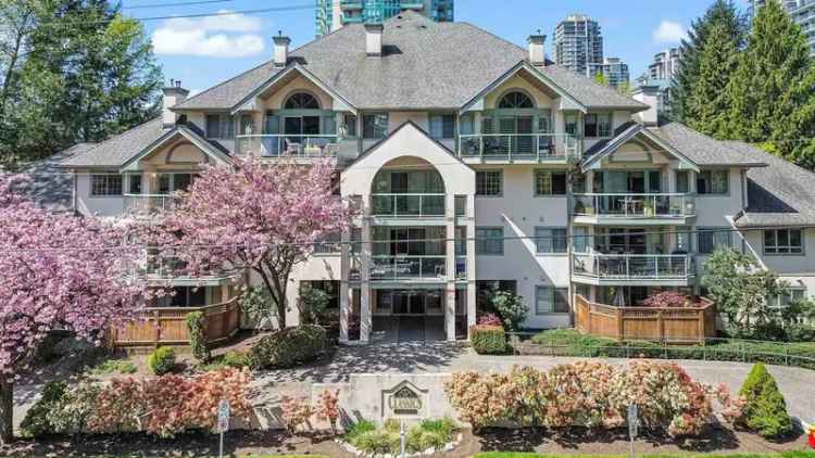 Bright 1091 Sqft Suite near Coquitlam Centre