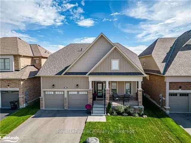 Modern Bungalow Loft in Collingwood  Near Trails and Amenities