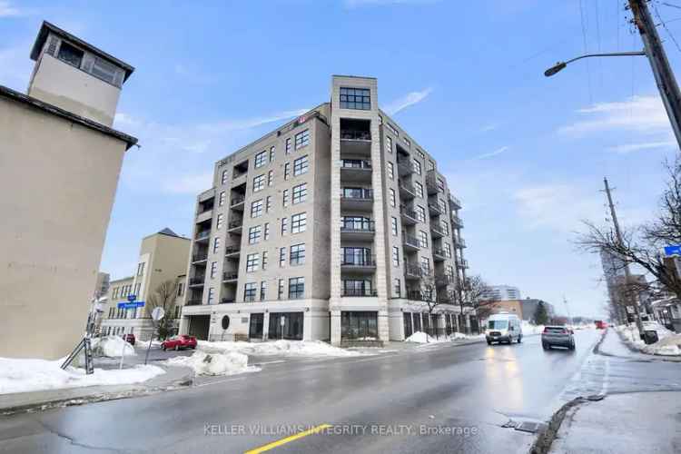 Rent urban condo in Hintonburg Ottawa featuring 2 bedrooms and balcony