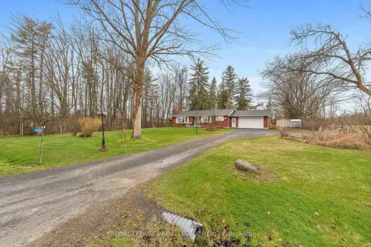 3 1 Bedroom Brick Bungalow on 076 Acre Lot Near Campbellford