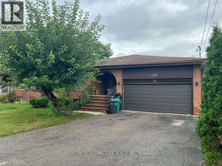 Mississauga 2 Family Home - Stunning Suites and Huge Lot