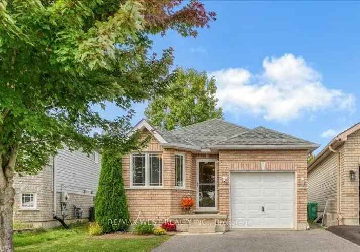 House For Sale in Peterborough, Ontario