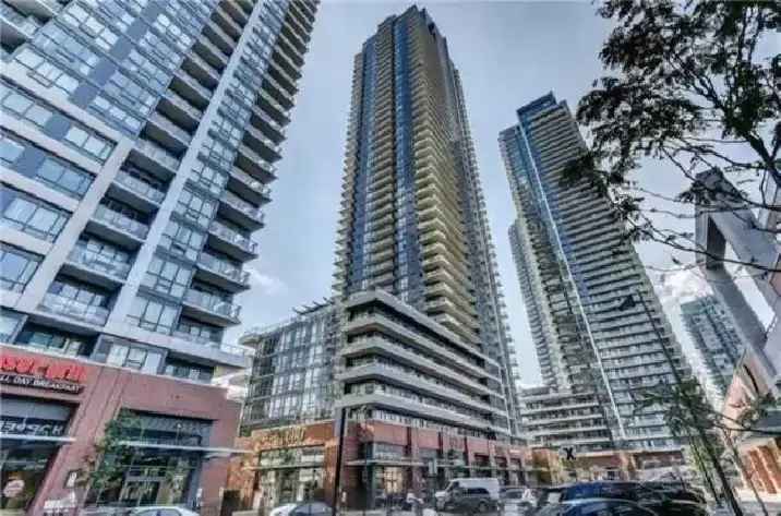 Westlake Tower 2 Condo 1 Bed Den Stunning Lake View
