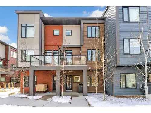 Townhouse For Sale In Greenwood/Greenbriar, Calgary, Alberta
