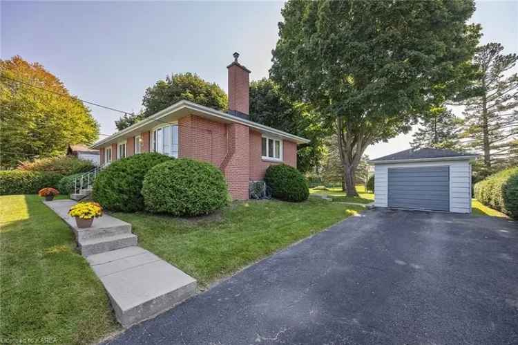 House For Sale in Kingston, Ontario