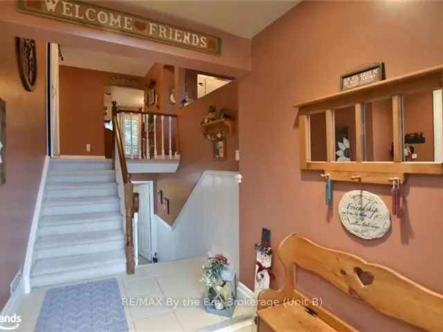 House For Sale in Wasaga Beach, Ontario