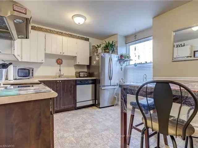 Updated 3-Bedroom Condo in Philip Place - Move-In Ready