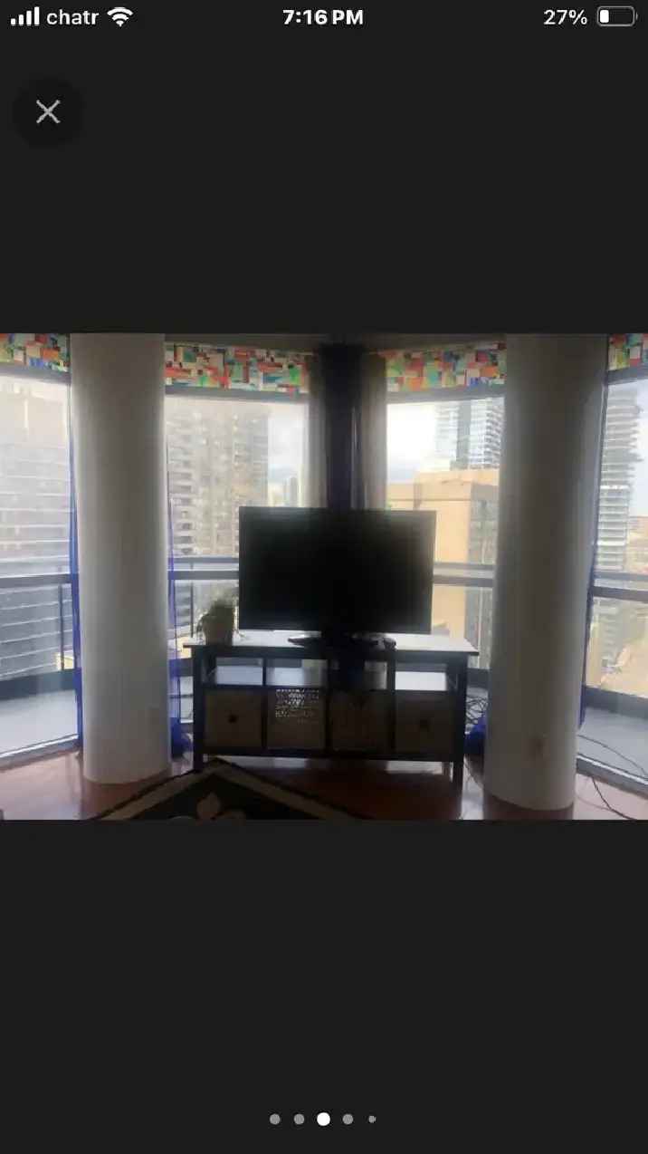 Rent 2 Bedroom Condo Downtown Toronto with Amenities and Balcony