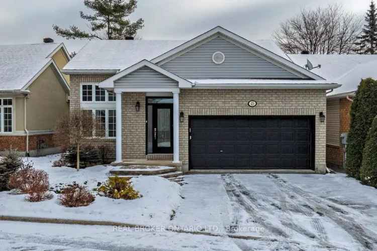 House For Sale in 45, Paxton Lane, Ottawa, Ontario