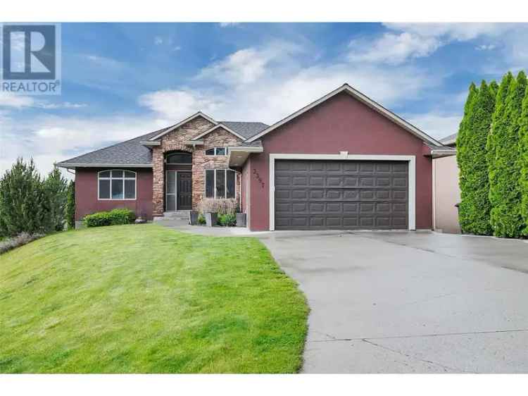 5 Bed 3 Bath Family Home in Lakeview Heights - Heated Pool