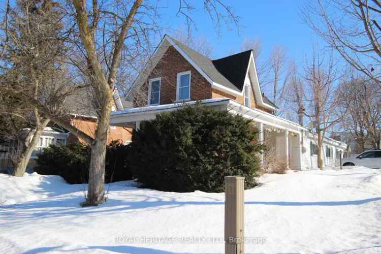 Investment Property for Sale with Two Apartments Near Downtown
