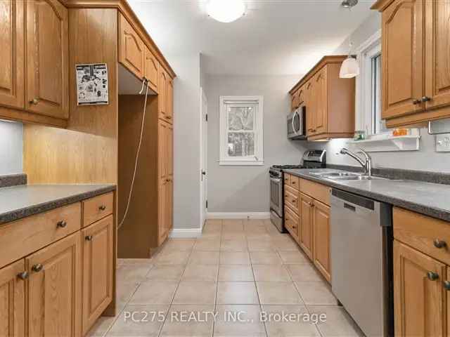 Family Home near Southwold PS - Updated Sunroom and Finished Basement