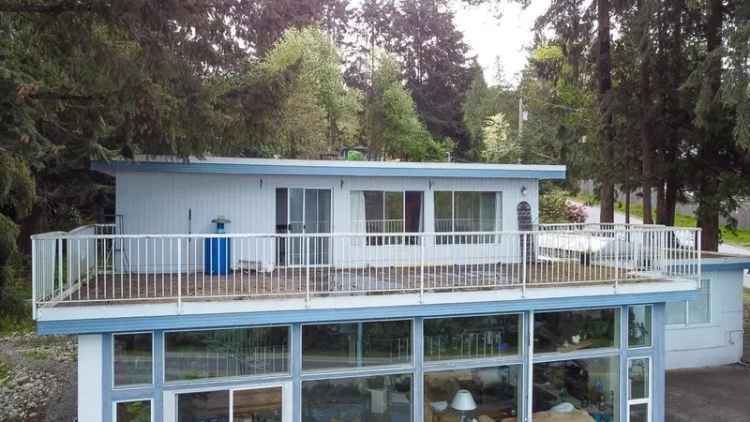 5 Bedroom Home with Ocean Views and Detached Shop