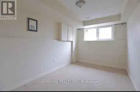 4 rooms apartment of 529 m² in Toronto