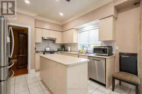 4 rooms apartment of 427 m² in Mississauga