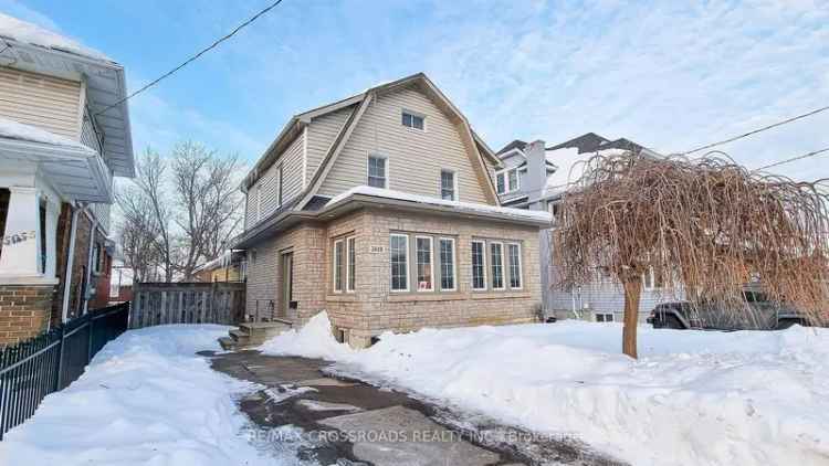 House For Sale in Niagara Falls, Ontario