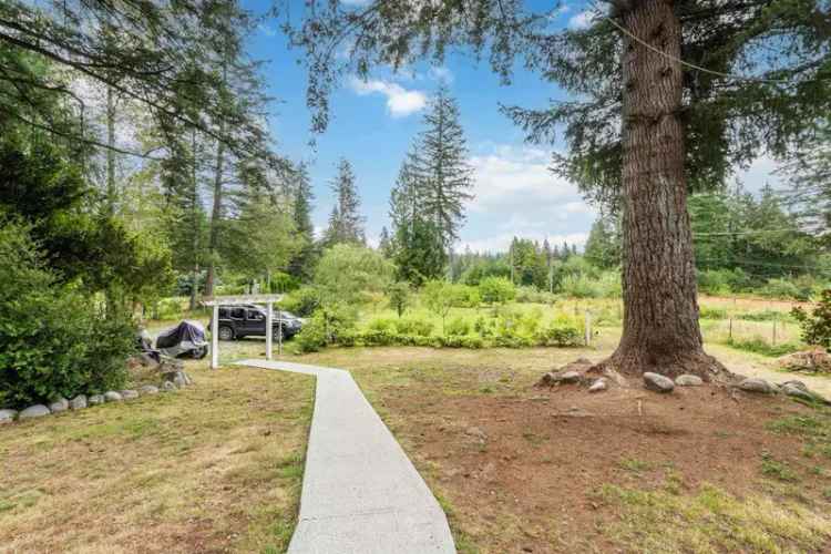 A $1,799,900.00 House with Acreage with 3 bedrooms in Mission BC, Mission