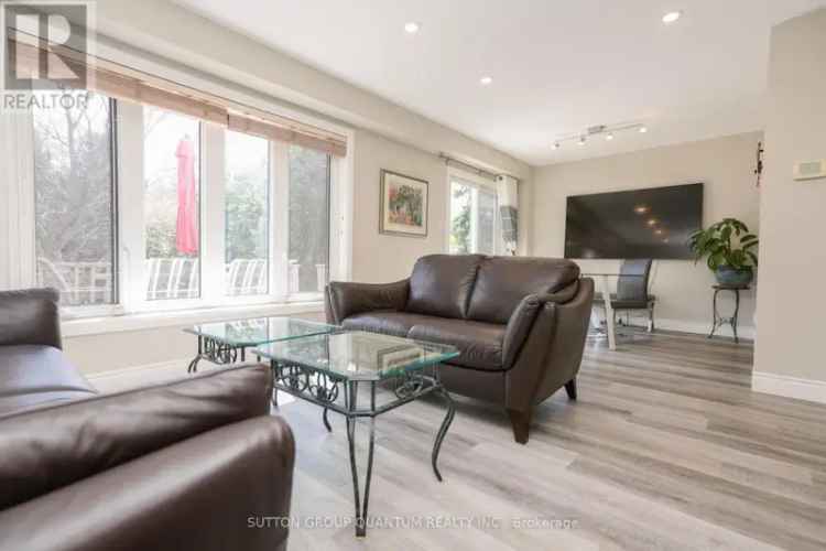 4 Bedroom 2 Storey Detached Home in South Clarkson