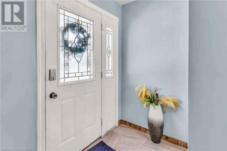 Country Hills Bungalow Family Home In-Law Suite