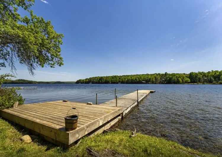 It's Been a Pleasure: Lake of Bays Beauty Goes For $250K Over Asking