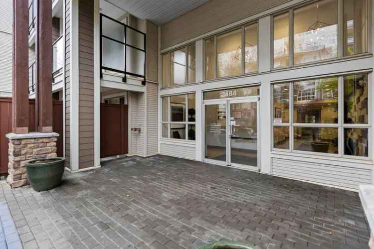 A $699,000.00 Apartment/Condo with 2 bedrooms in Central Pt Coquitlam, Port Coquitlam