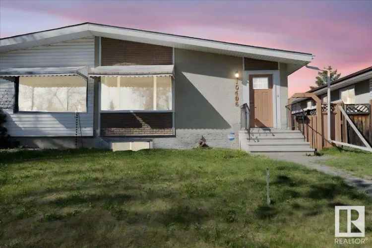 Completely Renovated Duplex in Meadowlark with Legal Suite