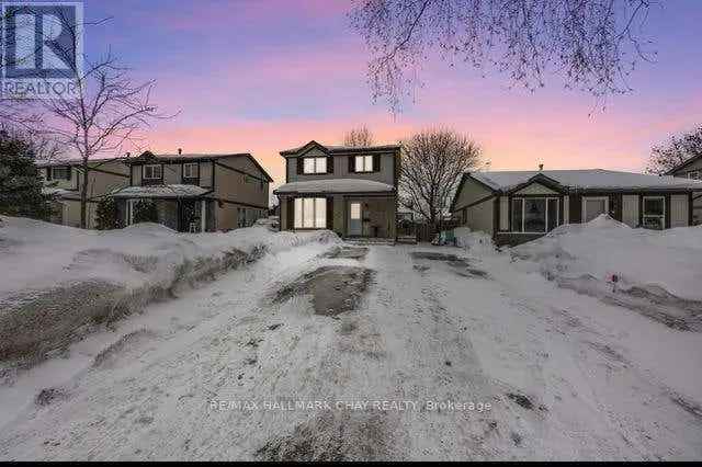RE/MAX HALLMARK CHAY REALTY