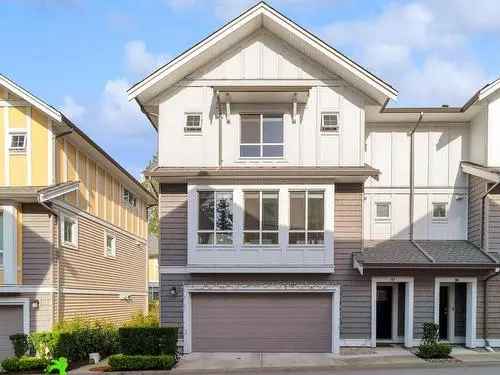 Townhouse For Sale in Fleetwood Surrey BC