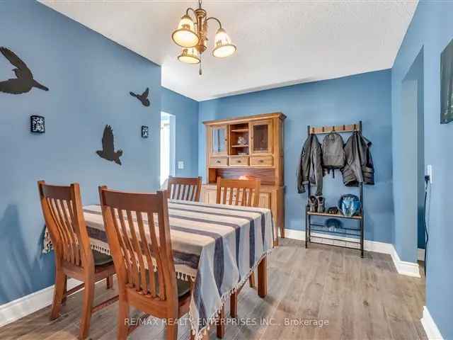 House For Sale in Hamilton, Ontario