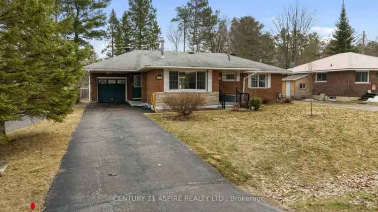 House For Sale , Deep River, Ontario