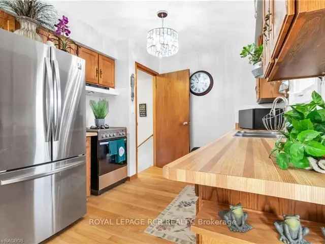 House For Sale in Regina, Saskatchewan