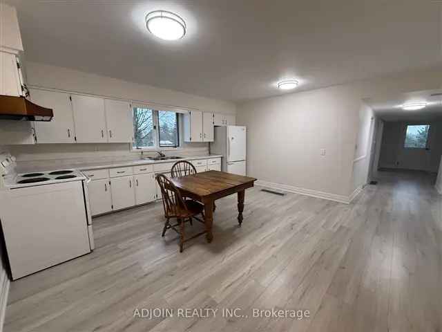 Renovated Home near Waterloo and Guelph - Comfortable Living