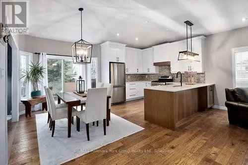 Stunning Renovated Collingwood Home Family Friendly Modern Charm