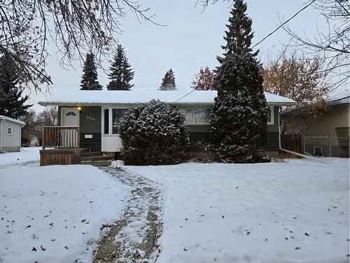 House For Sale In Eastview, Red Deer, Alberta