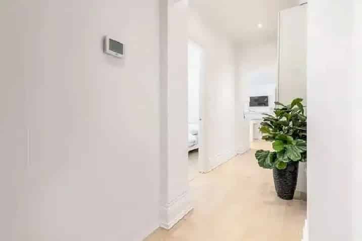 1 Bedroom Condo for Sale 654 sq ft 1929 Building Garage