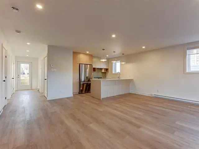 Apartment for Rent in Bromont