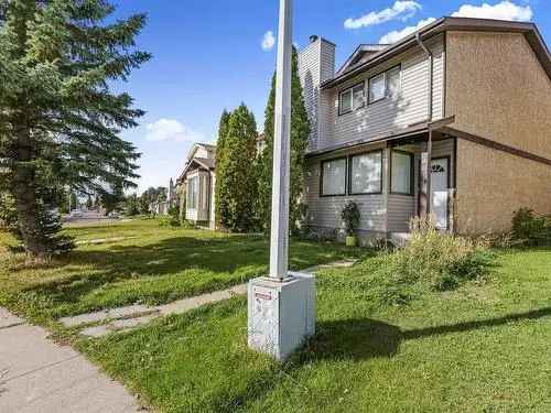 House For Sale In Kiniski Gardens, Edmonton, Alberta