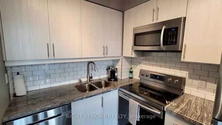 Rent a Renovated Suite in Downtown Mississauga with Modern Features