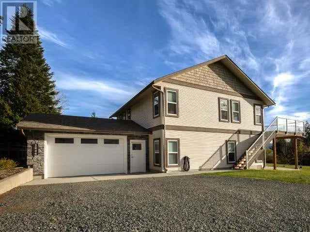 Ocean View Home 3 Bed 3 Bath Near Powell River Downtown