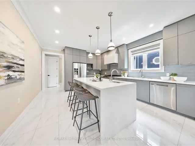 House For Sale in Pickering, Ontario