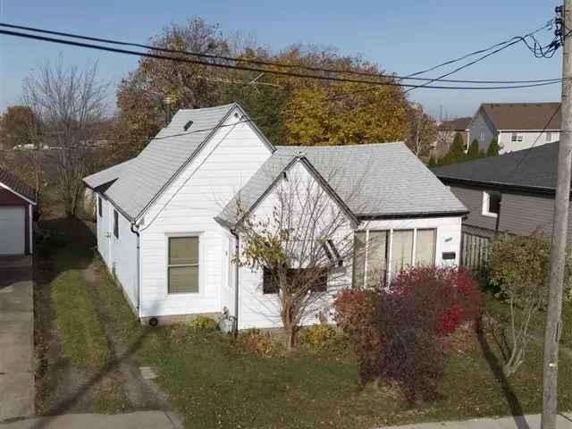 House For Sale in Lincoln, Ontario