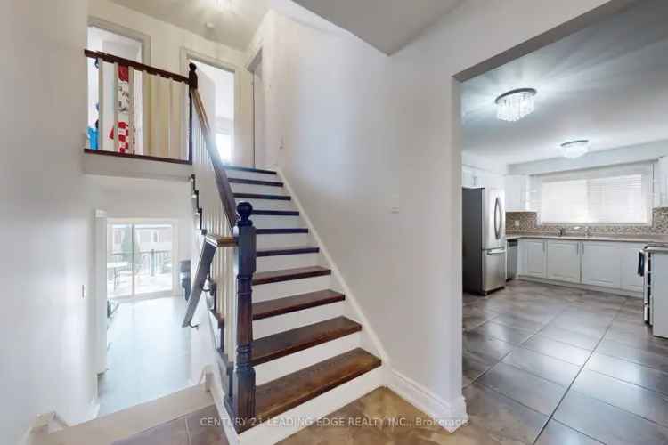 Stunning Renovated Buy House in Northgate Community with Spacious Backyard